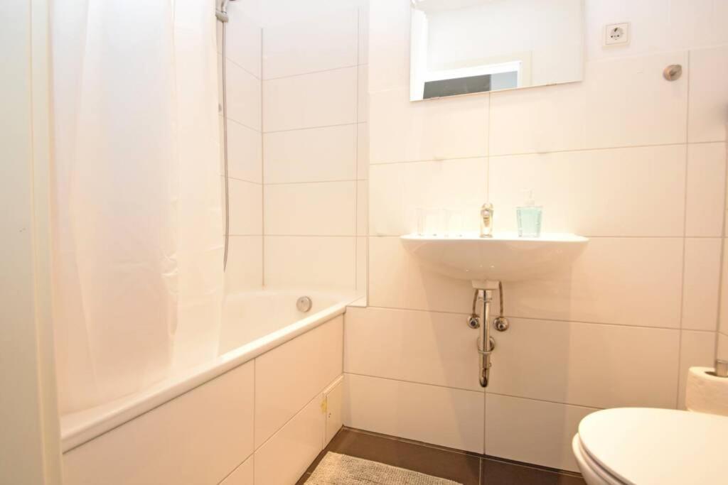 Grosszugige Wohnung In Der Neustadt ブレーメン エクステリア 写真